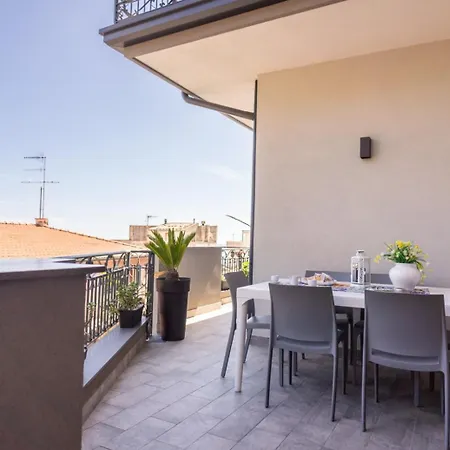Matthome Apartment