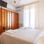 Matthome Daire Taormina